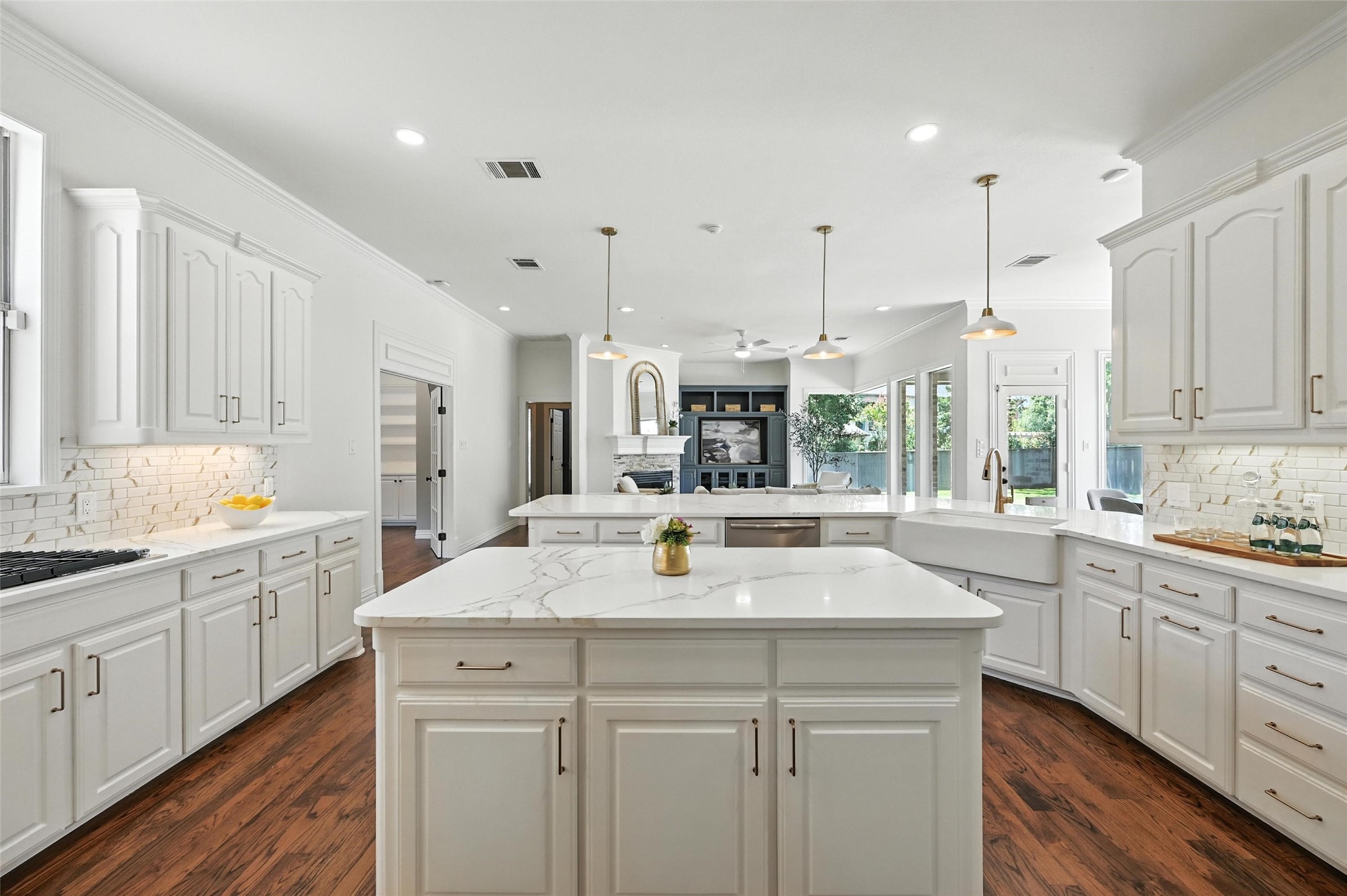 350 Silverwood Circle