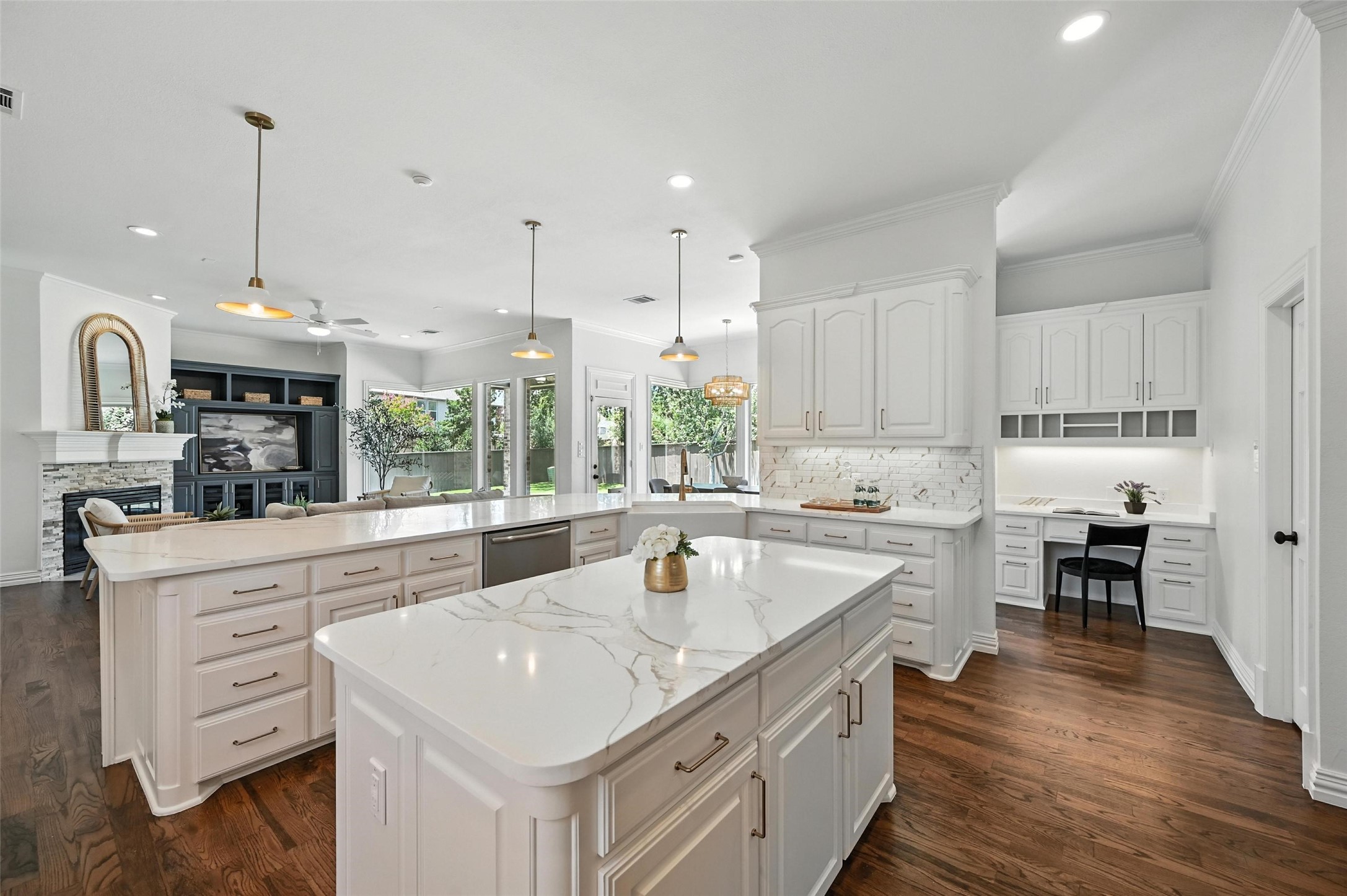 350 Silverwood Circle