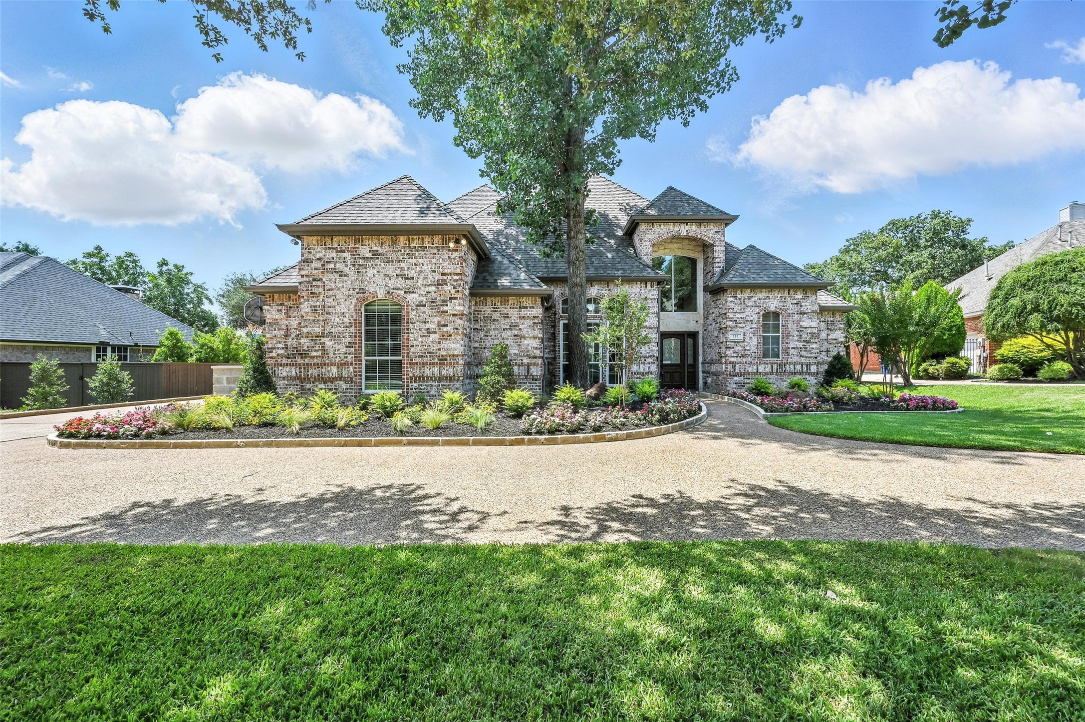 350 Silverwood Circle
