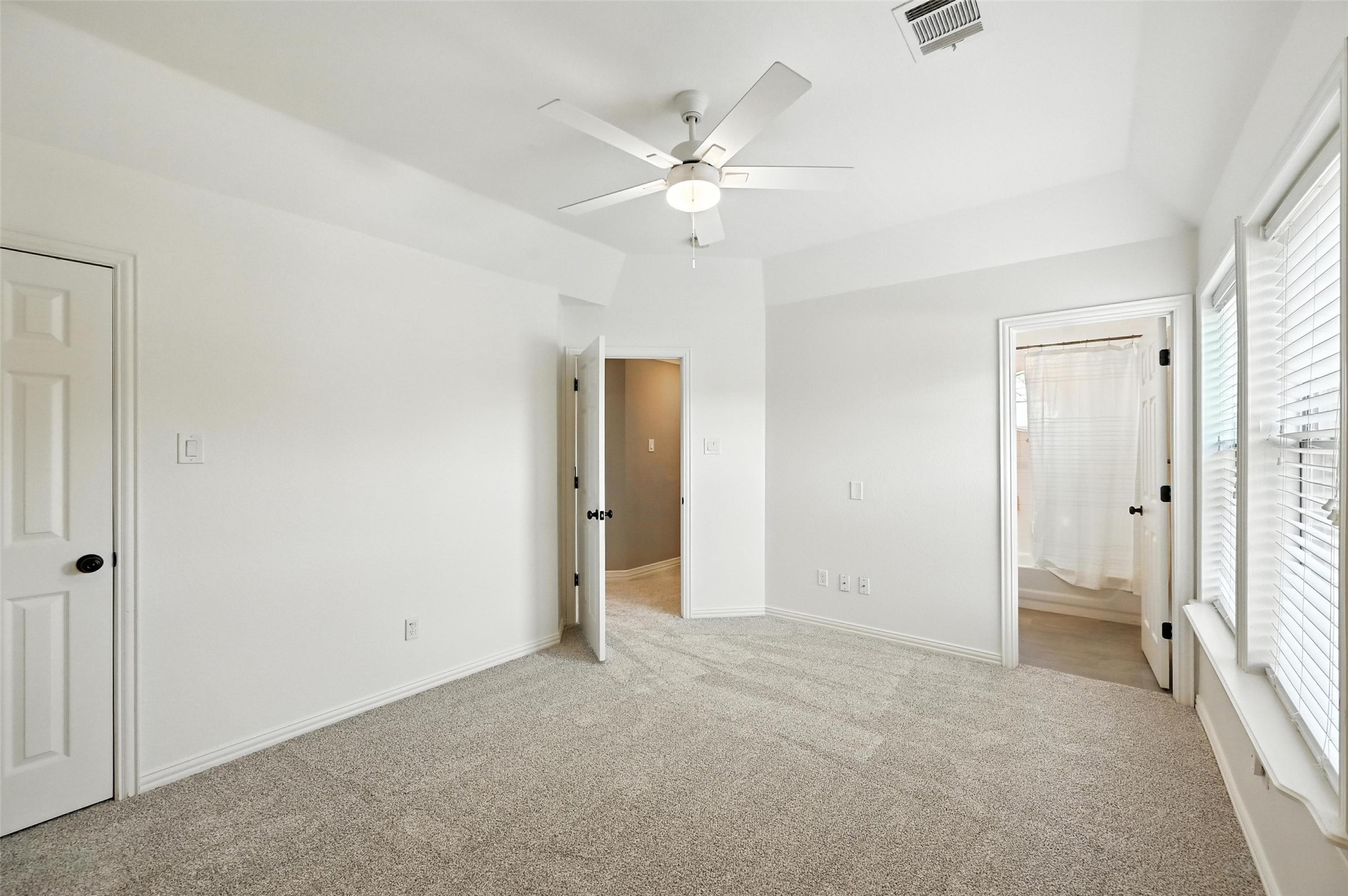 350 Silverwood Circle
