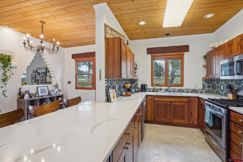 180 County Road 122A