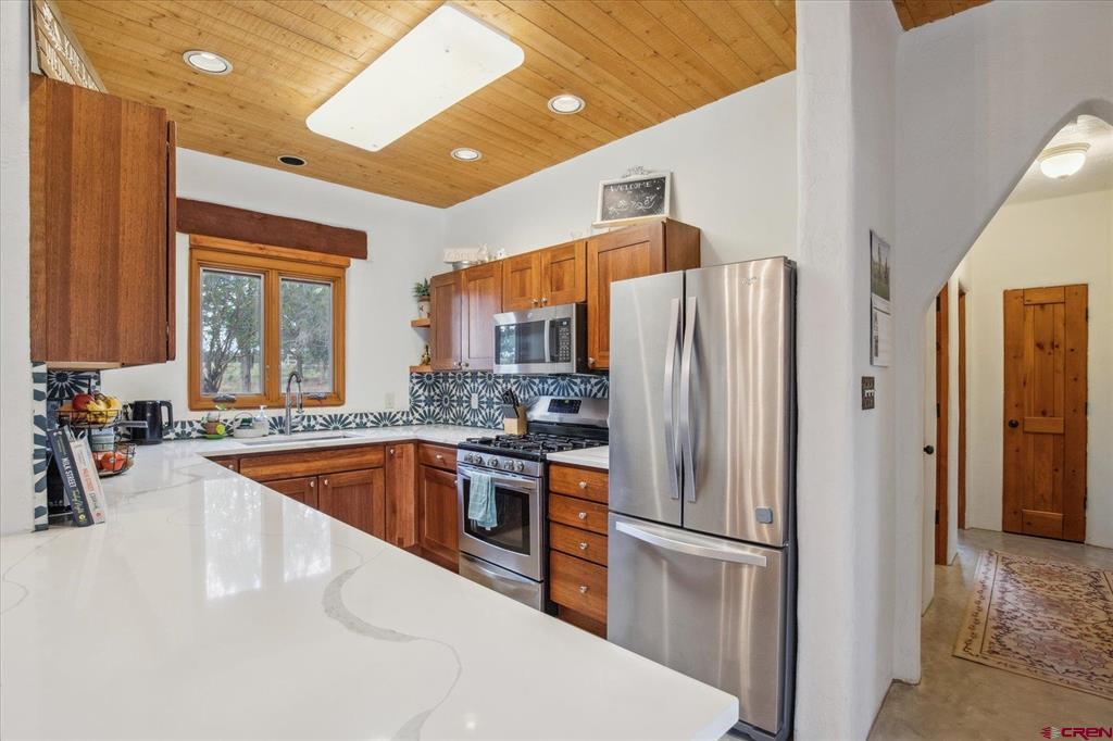 180 County Road 122A