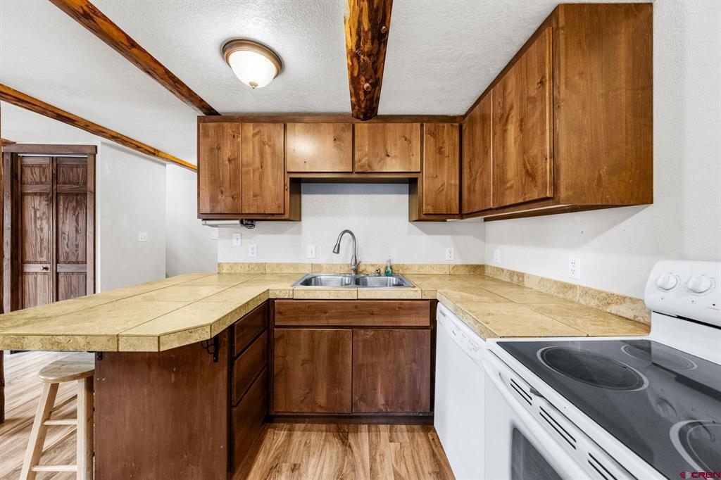 658 Sawmill Road