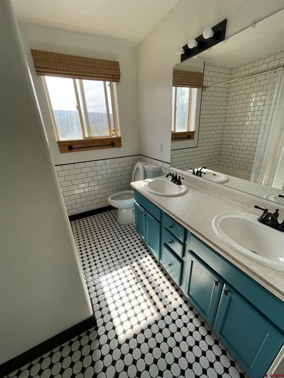 525 Animas View Drive