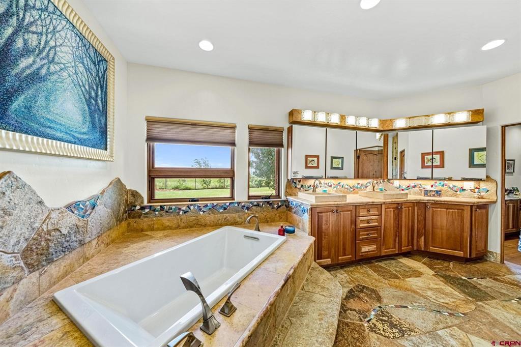 670 & 616 Cole Ranch Road