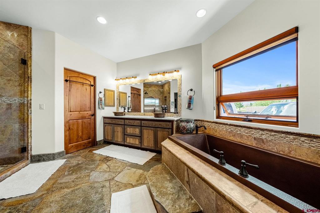 670 & 616 Cole Ranch Road