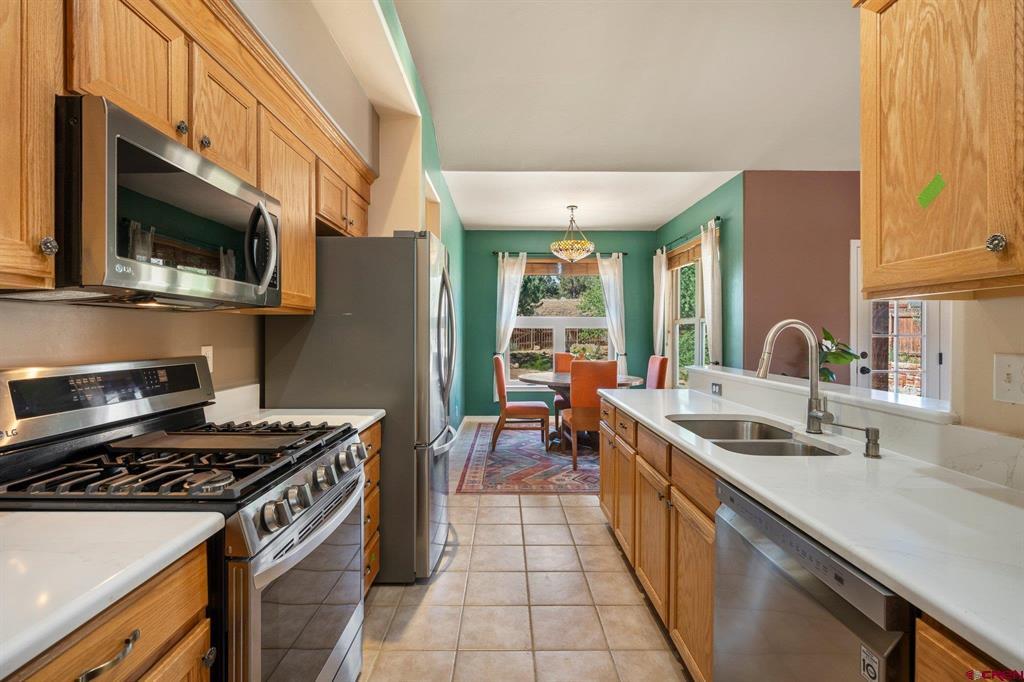 521 Dove Ranch Road