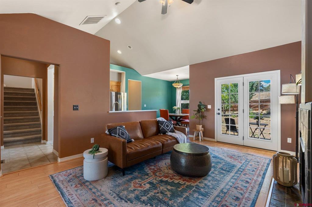 521 Dove Ranch Road