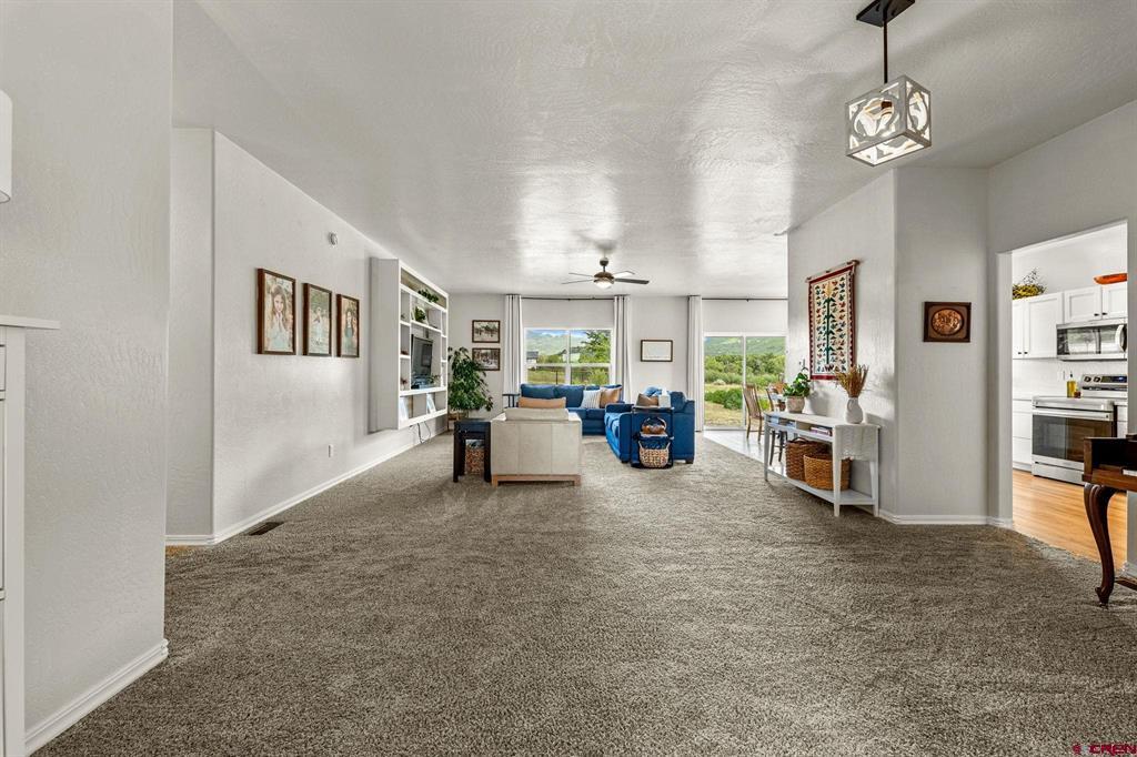 42168 Road J.75