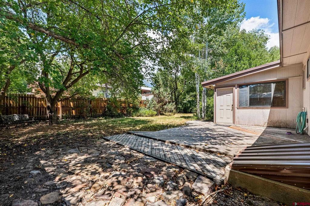 2605 Columbine Drive