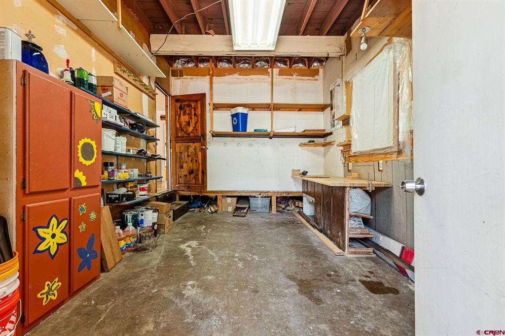 2605 Columbine Drive