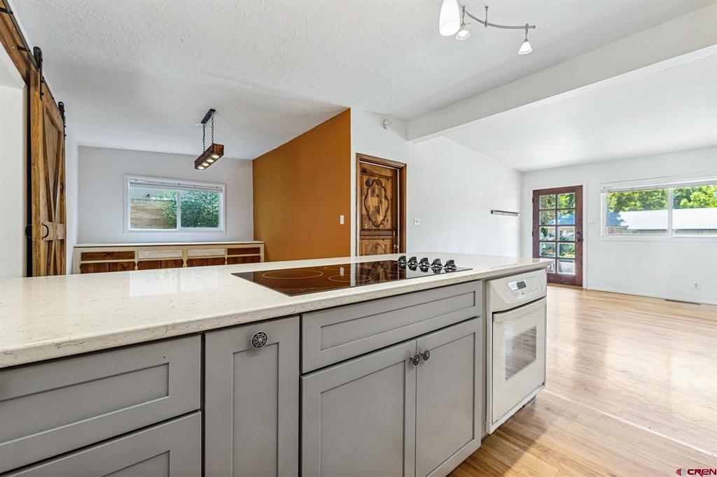2605 Columbine Drive