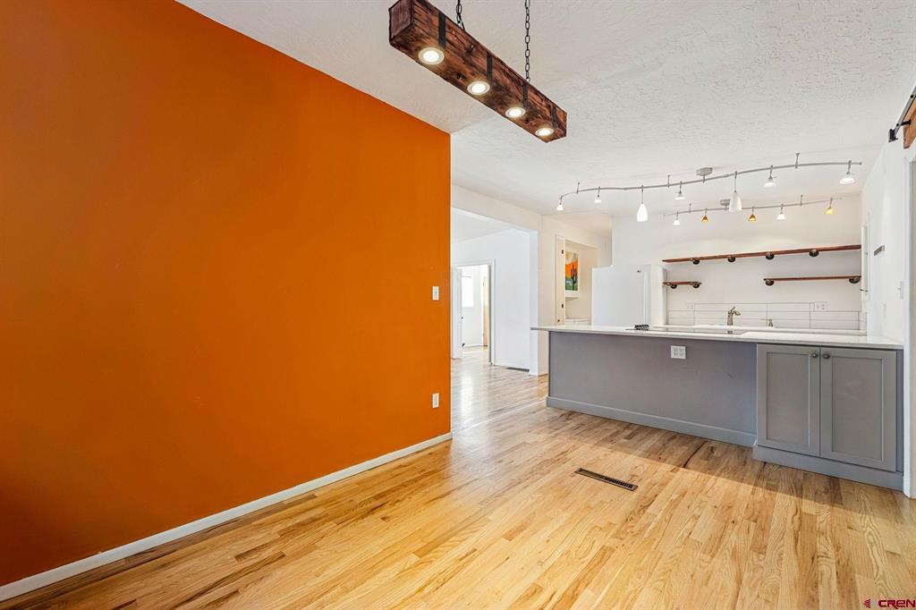 2605 Columbine Drive