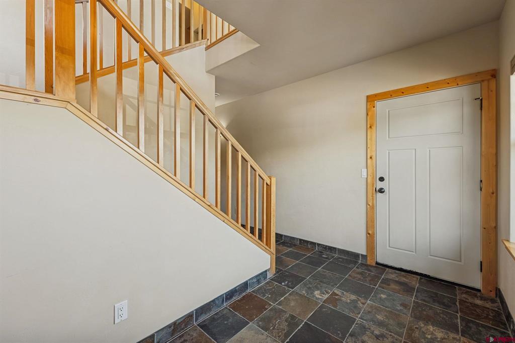 175 Metz Lane Unit: 106