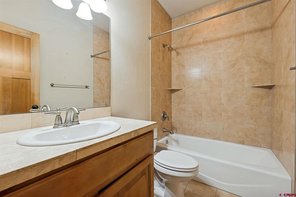 175 Metz Lane Unit: 106