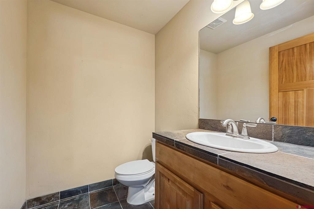 175 Metz Lane Unit: 106