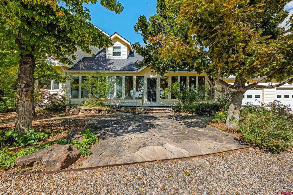 1041 County Road 307