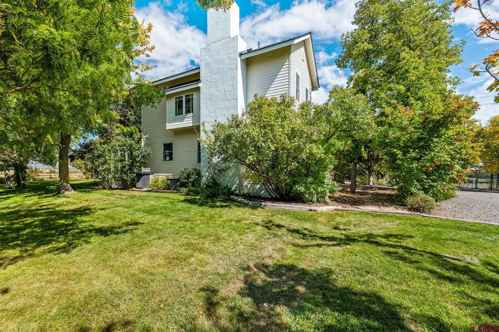 1041 County Road 307