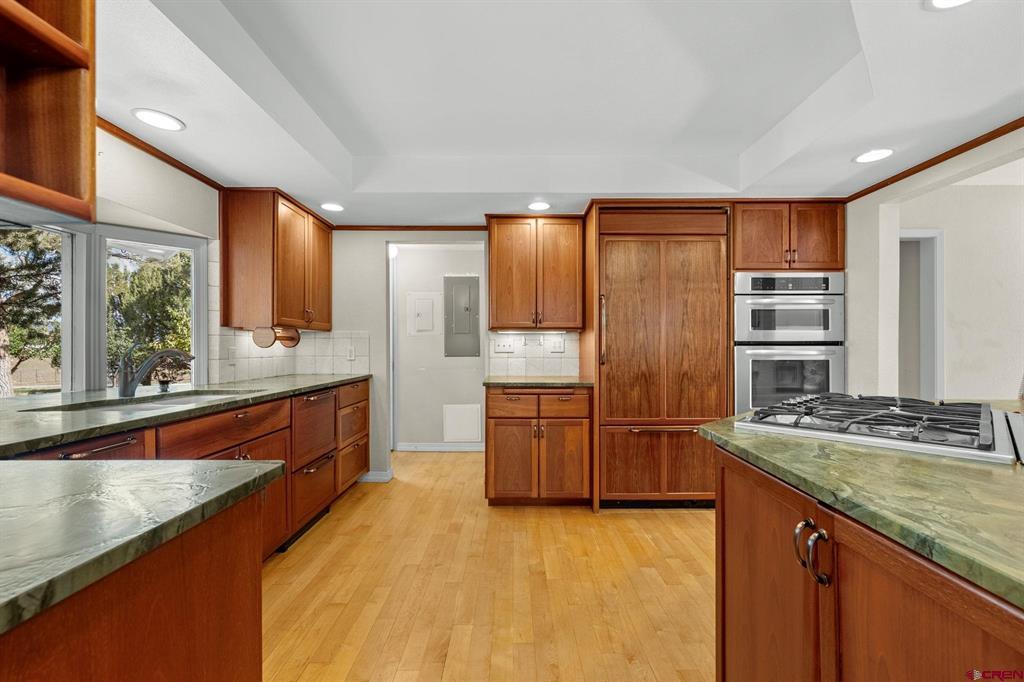 1041 County Road 307