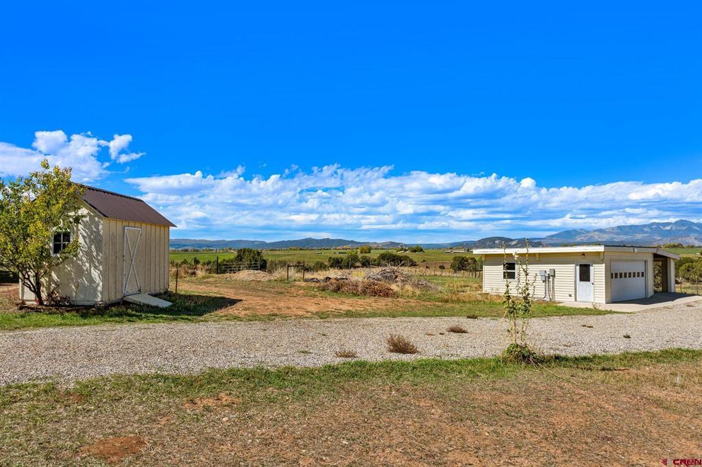 1041 County Road 307