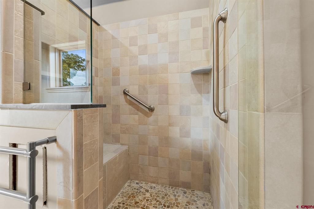 1041 County Road 307