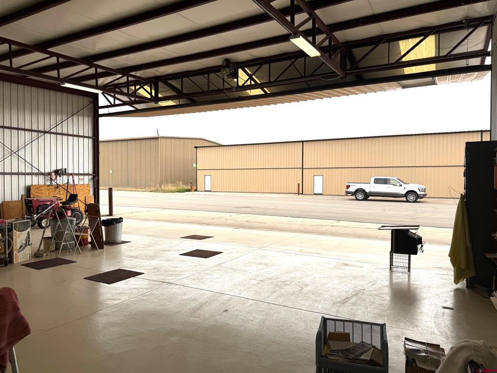 1300 Airport - Taxiway 1 Unit: Hangar DA-2