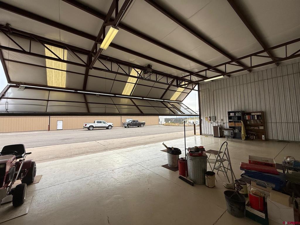 1300 Airport - Taxiway 1 Unit: Hangar DA-2