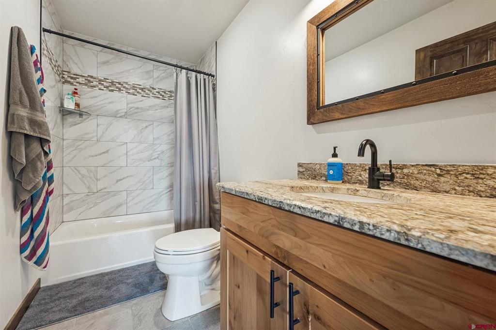 520 Hickory Ridge