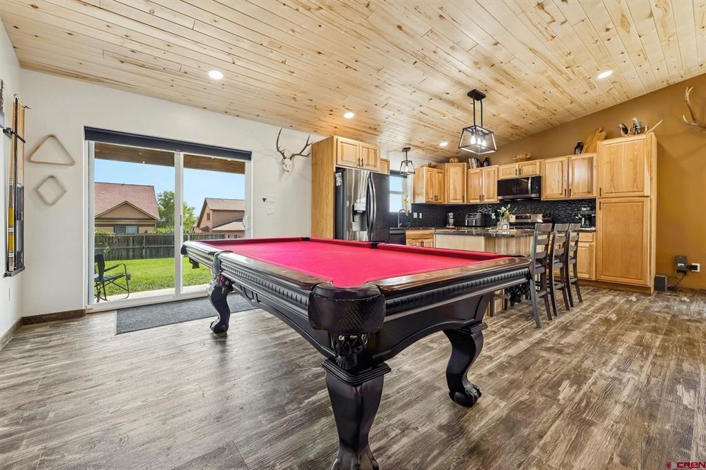 520 Hickory Ridge