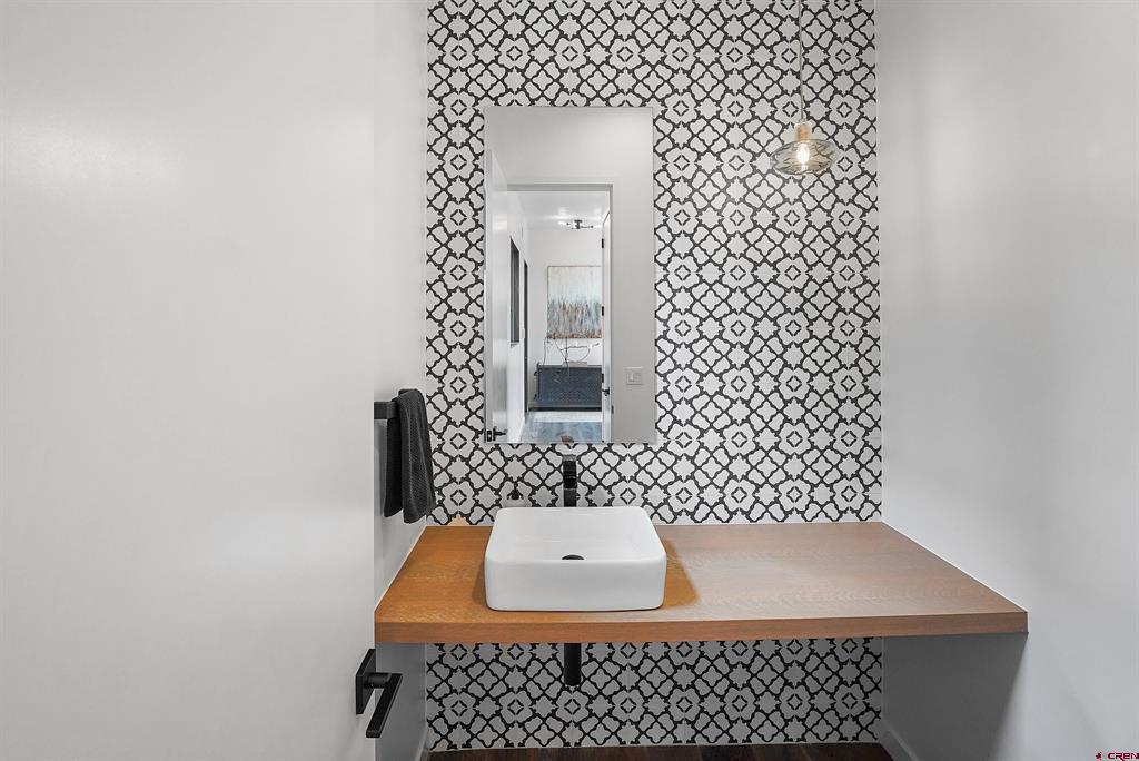 239 Rock Point Drive Unit: B