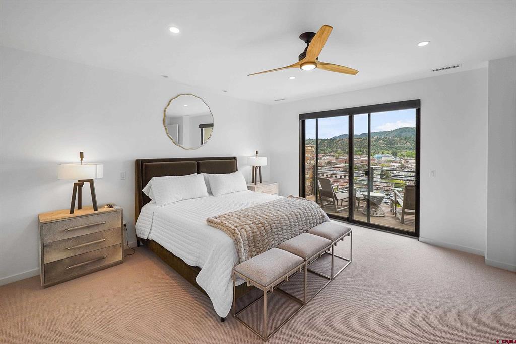 239 Rock Point Drive Unit: B
