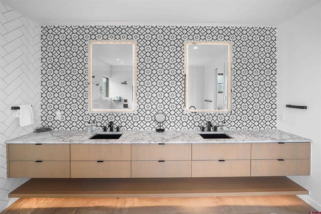 239 Rock Point Drive Unit: B