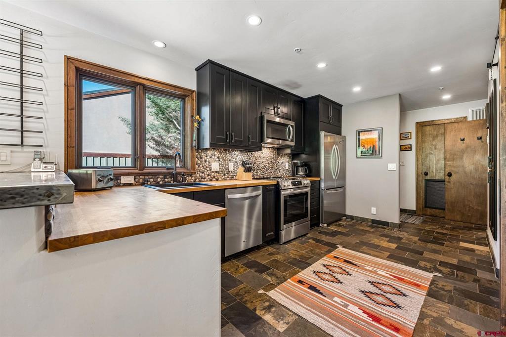 365 S Tamarron Drive Unit: 783
