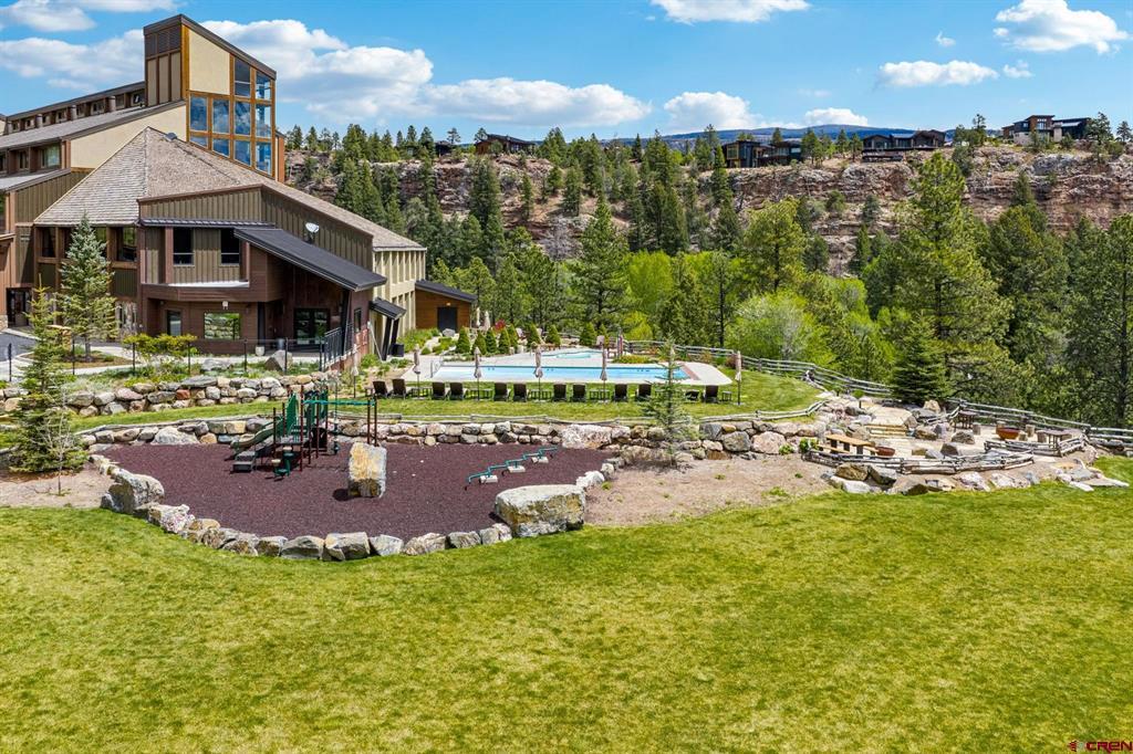 365 S Tamarron Drive Unit: 783
