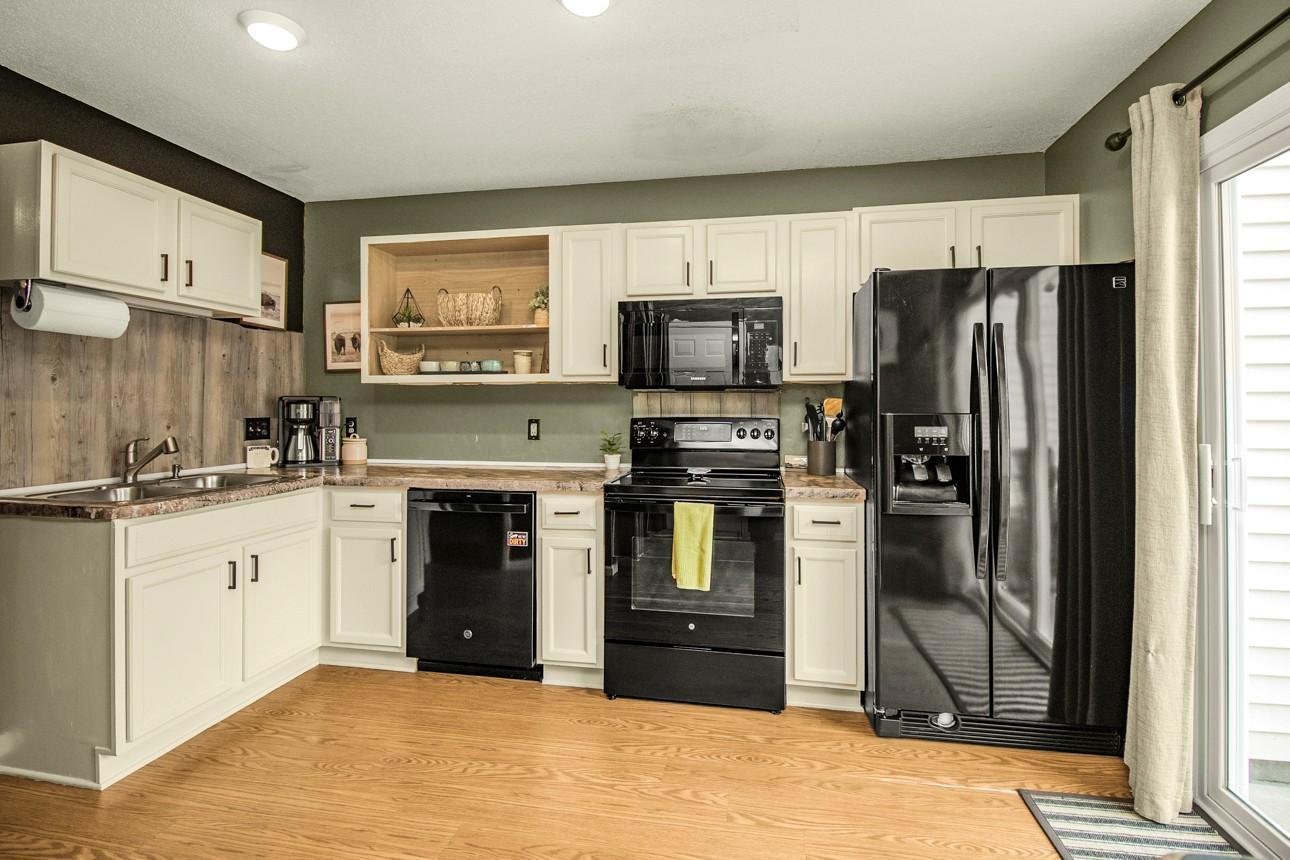 1146 100th Drive NE Unit: A