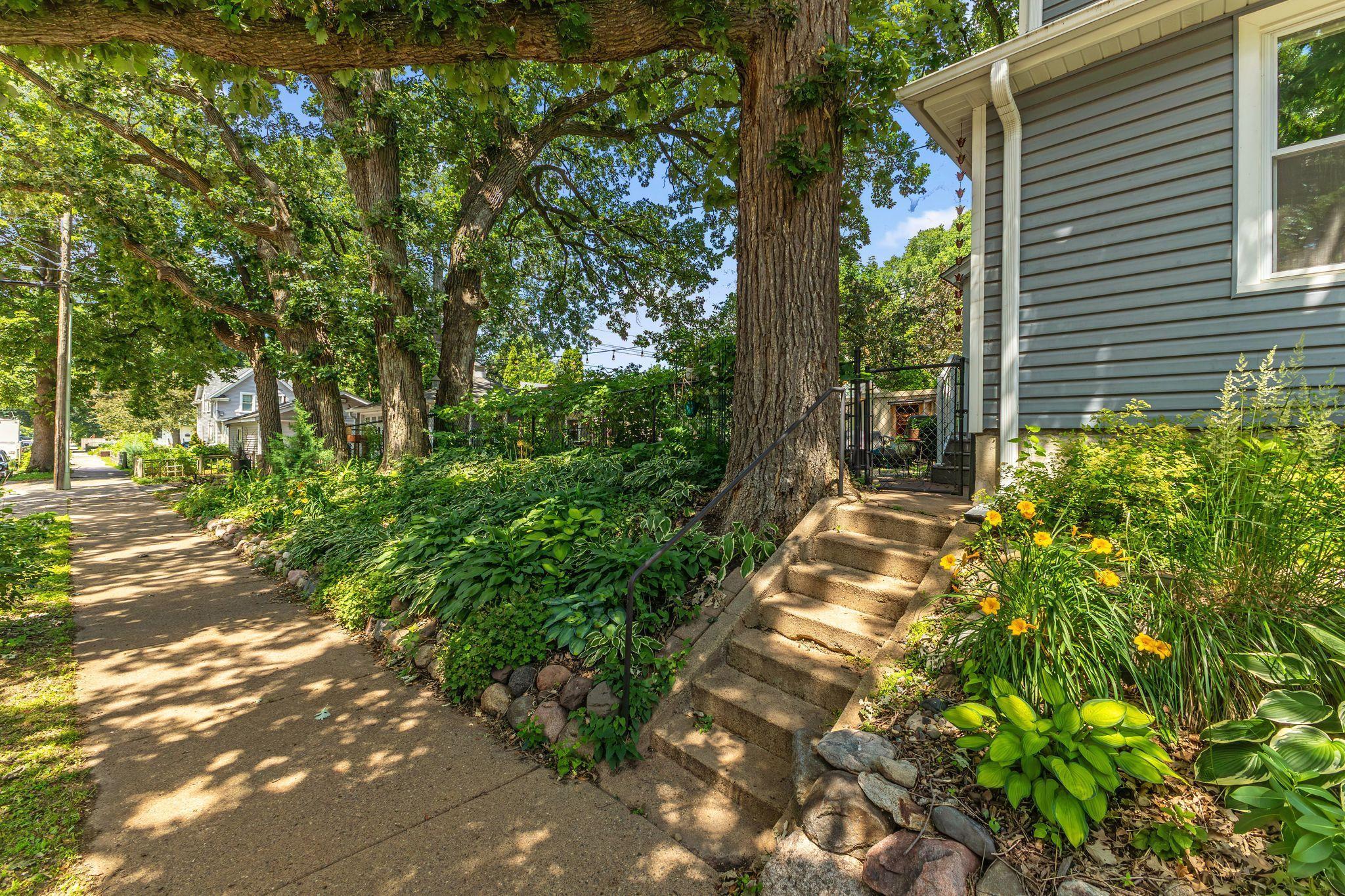 4356 Nokomis Avenue