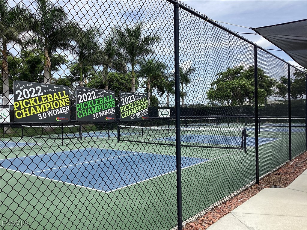 14571 Legends BLVD N 201