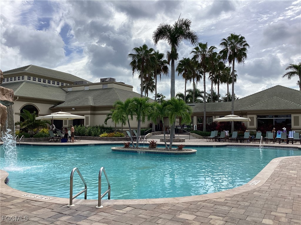 14571 Legends BLVD N 201