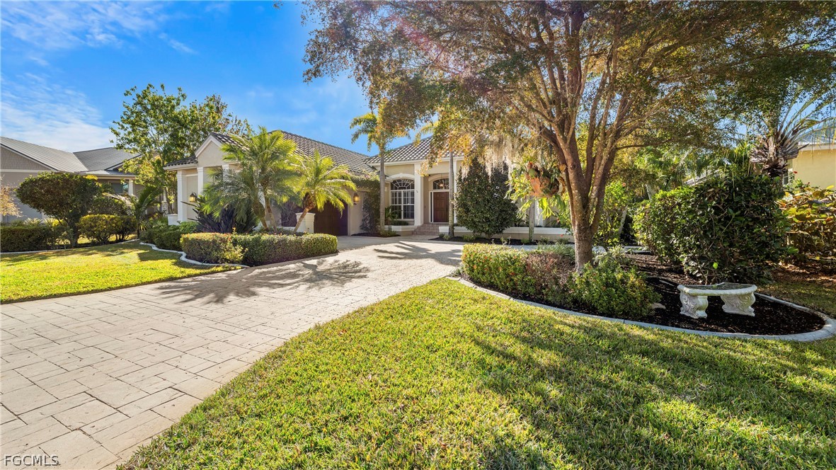 8558 S Lake CIR