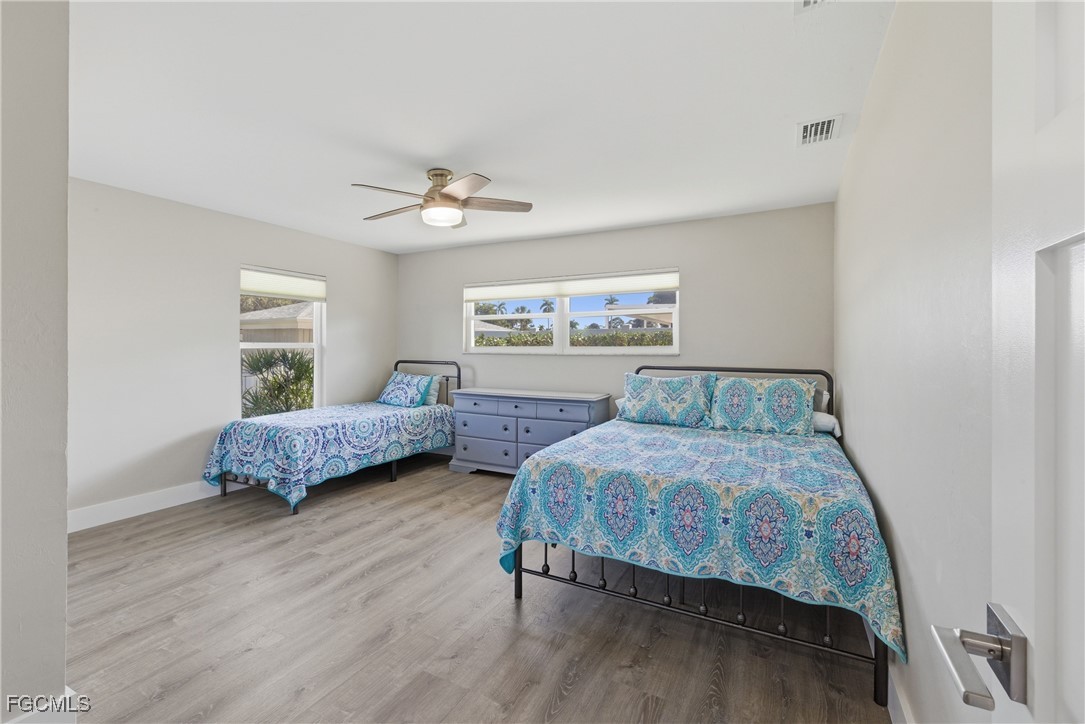 6807 Azalea LN