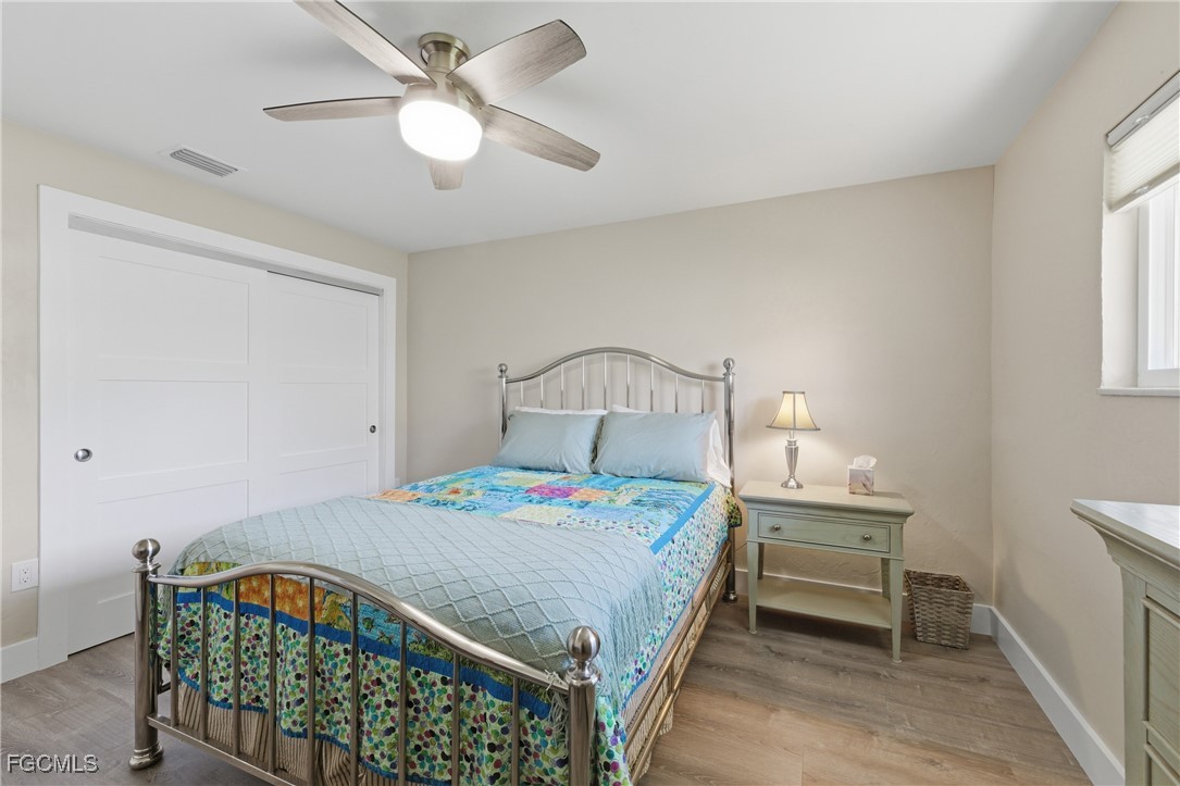 6807 Azalea LN