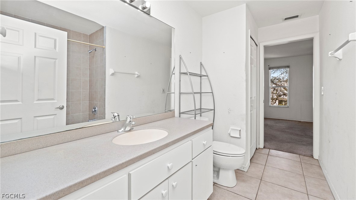 4520 Skyline BLVD 201