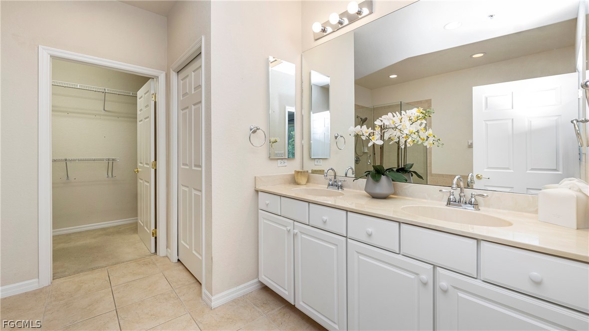 14951 Reflection Key CIR 525