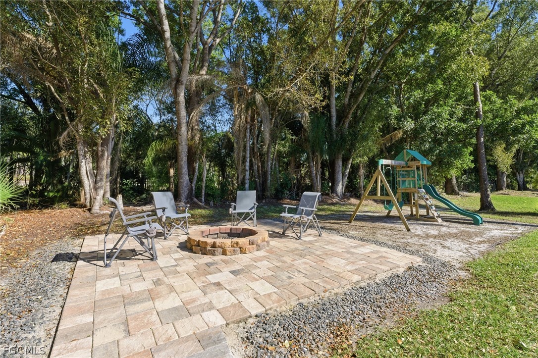 6651 Willow Lake CIR