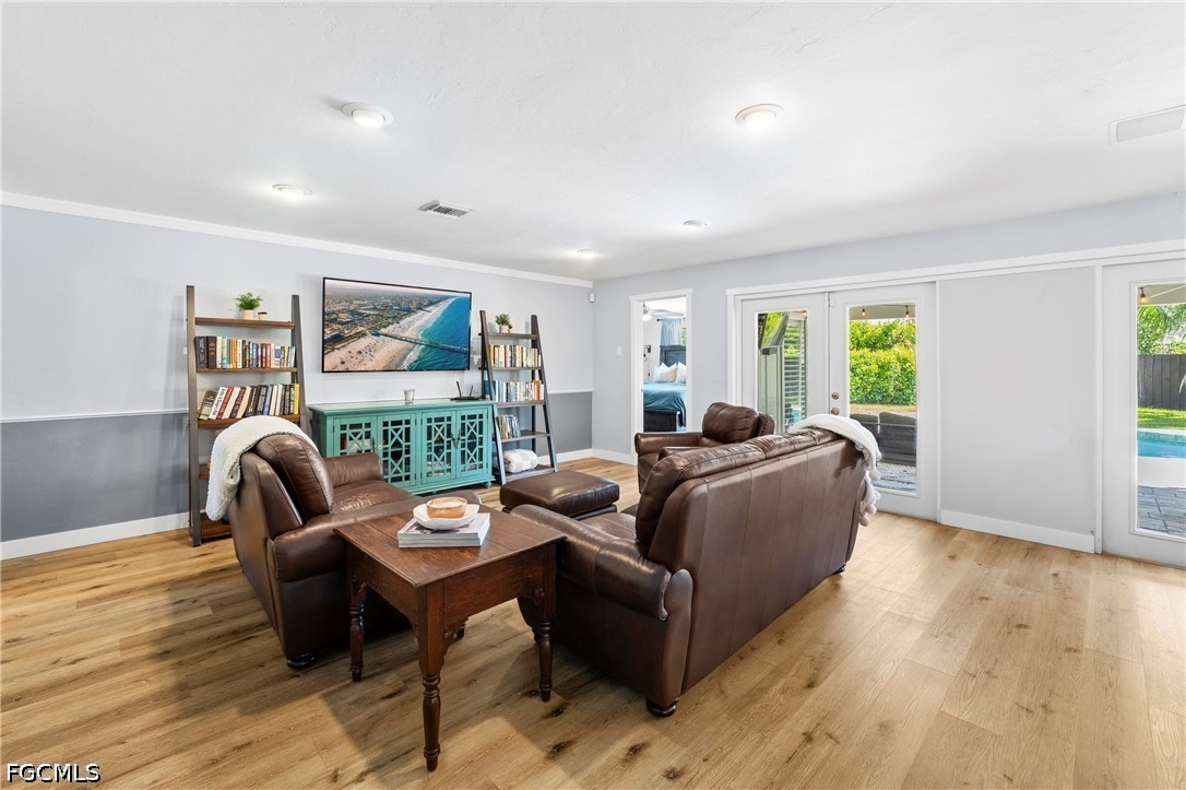 1513 Manchester BLVD