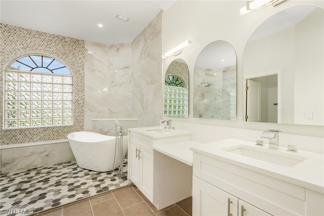 8731 Belle Meade DR