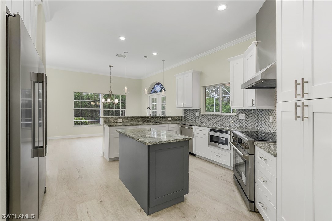 8731 Belle Meade DR