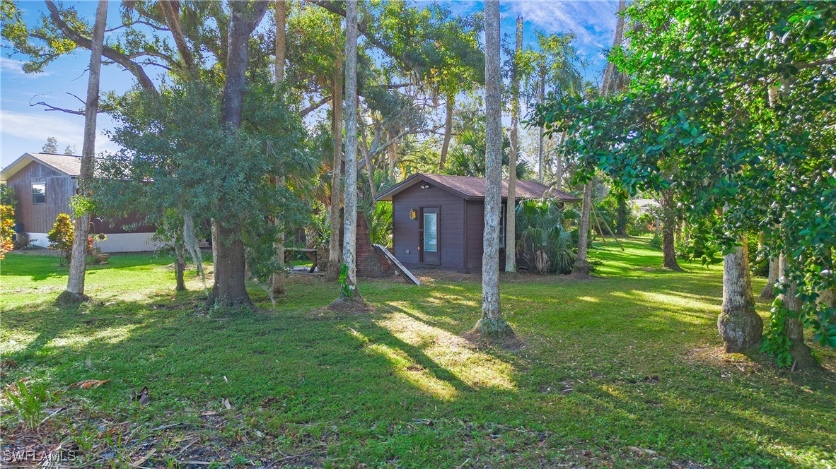 105 Little Grove LN
