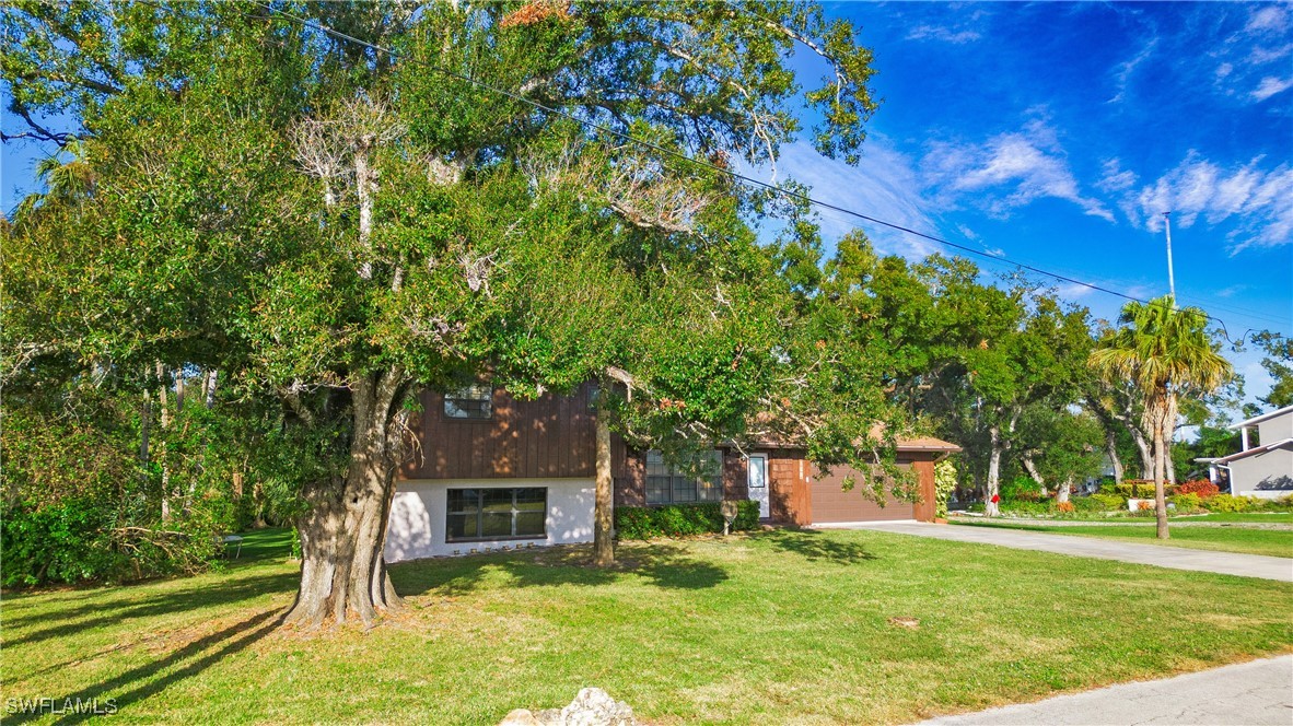 105 Little Grove LN