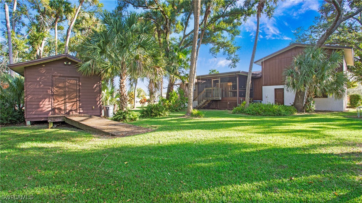 105 Little Grove LN